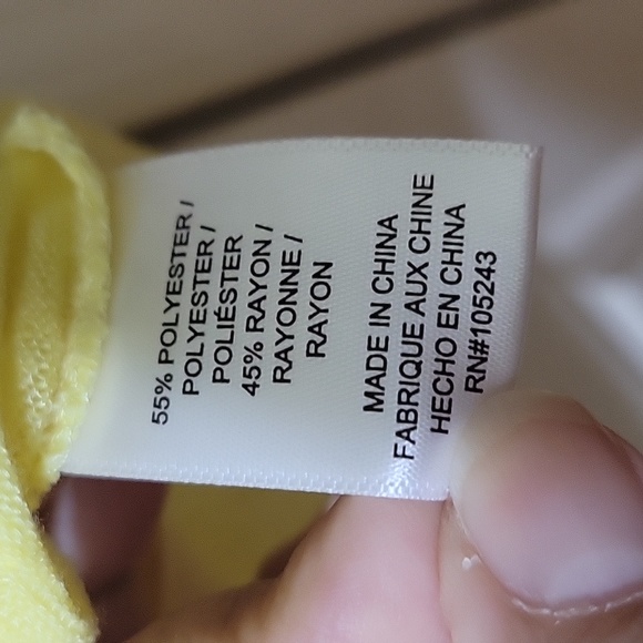 Bobeau knot front, 3/4 sleeve top. - Picture 3 of 4